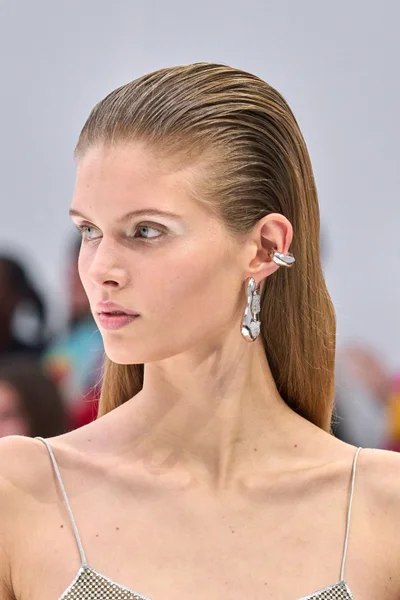 Look 53